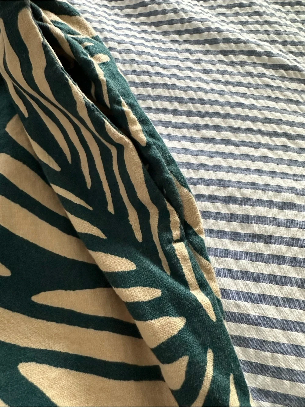 Banana Republic Green and Cream Wide-Leg Printed Pants